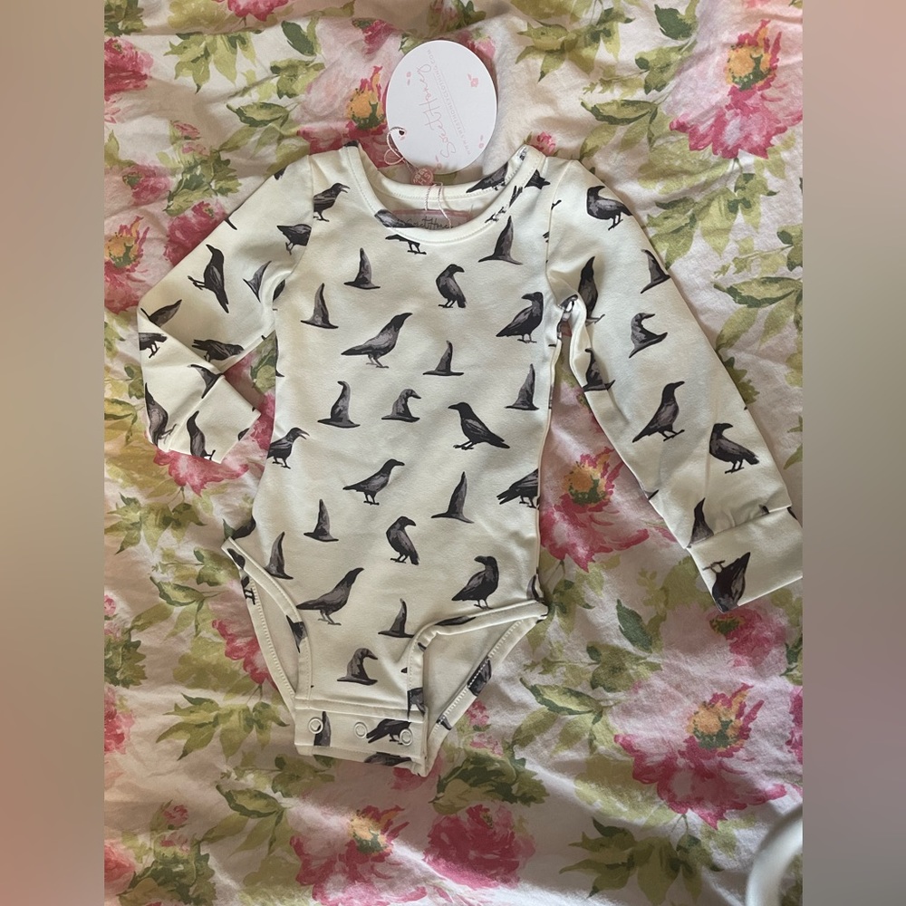 Sweethoney onesie nwt